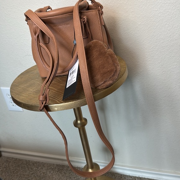 Kendall + Kylie brown mini crossbody tote bag with fuzzy coin purse, NWT - Picture 9 of 11